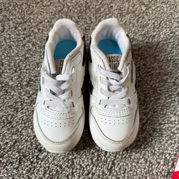 Infant Reebok - Picture 2 of 7